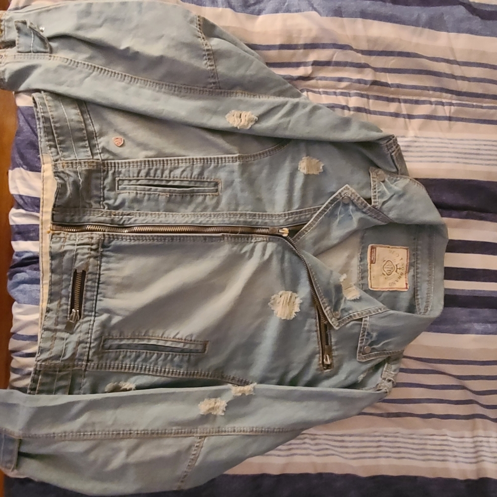 Jean Jacket - Picture 5 of 8